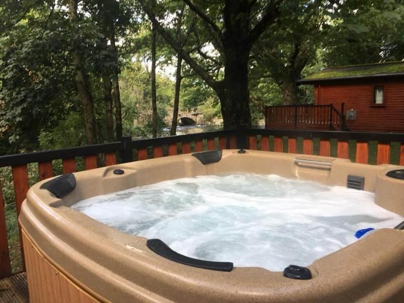 L09 - The Snowdon Spa With Hot Tub Bethesda Esterno foto